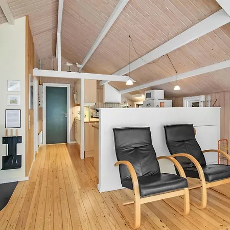 Windelgard - 1km From The Sea By Interhome Лёккен